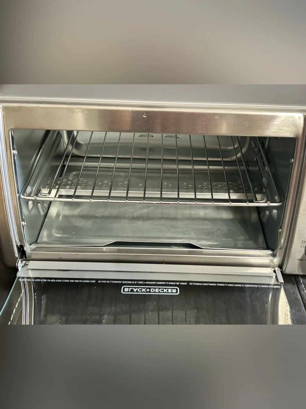 Black & Decker Silver Countertop Toaster Oven